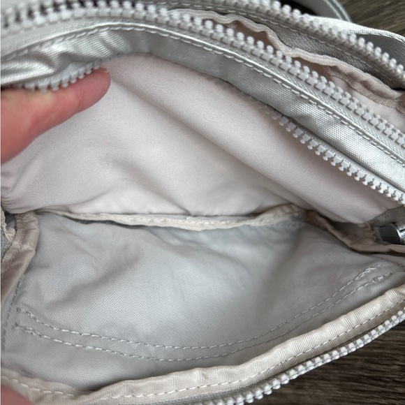 Kipling waist crossbody bag silver - Picture 5 of 6
